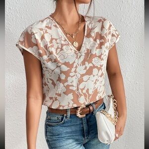 Floral V-Neck Women's Top - White and Tan